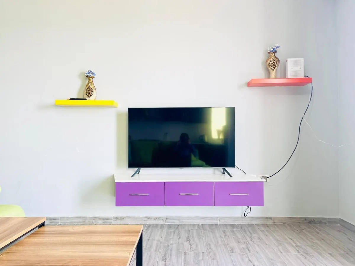 Jico Travel - Beach Apartment Santi Vlorë