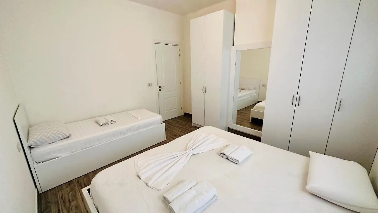 Jico Travel - Beach Apartment Santi Vlorë