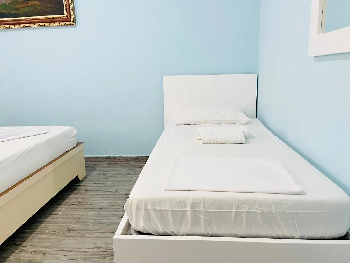 Jico Travel - Beach Apartment Santi Vlorë