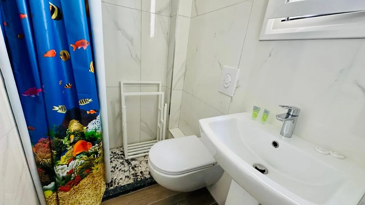 Jico Travel - Beach Apartment Santi Vlorë 0*,