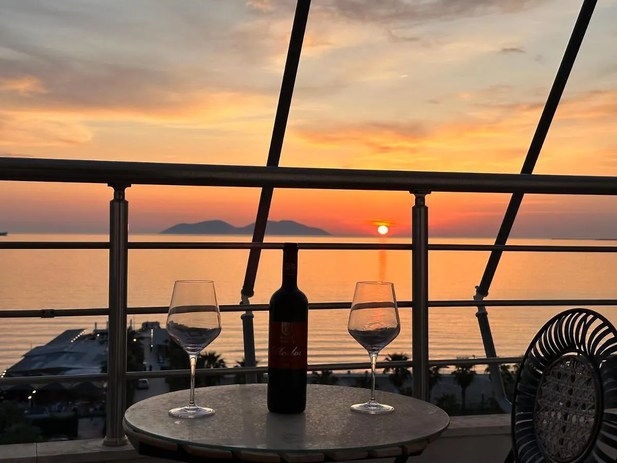 Jico Travel - Beach Apartment Santi Vlorë